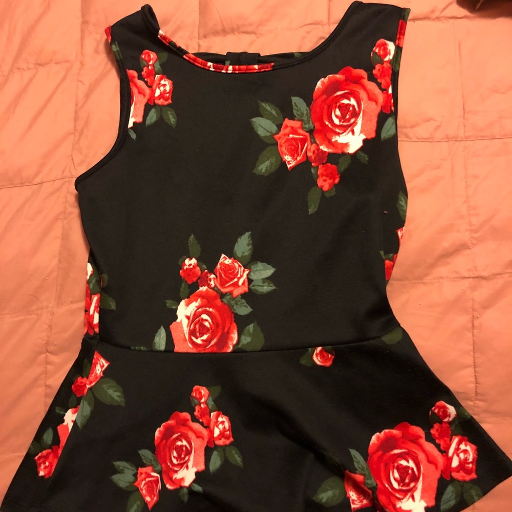 Forever 21 black floral ruffle shirt